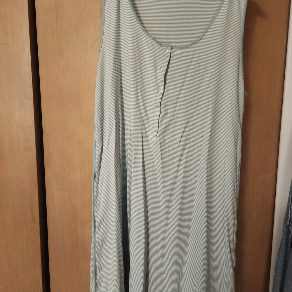 Three Nursing Nightgowns - Picture 4 of 4
